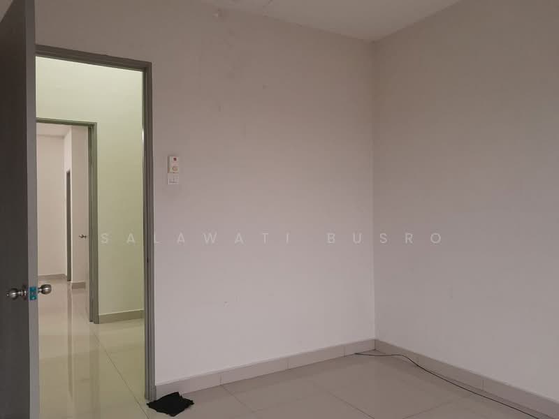 Rumah Teres 2 Tingkat untuk Dijual di Kampung Jalan Kebun (Shah Alam) - Salawati Busro - Interior - PropertyGuru.com.my