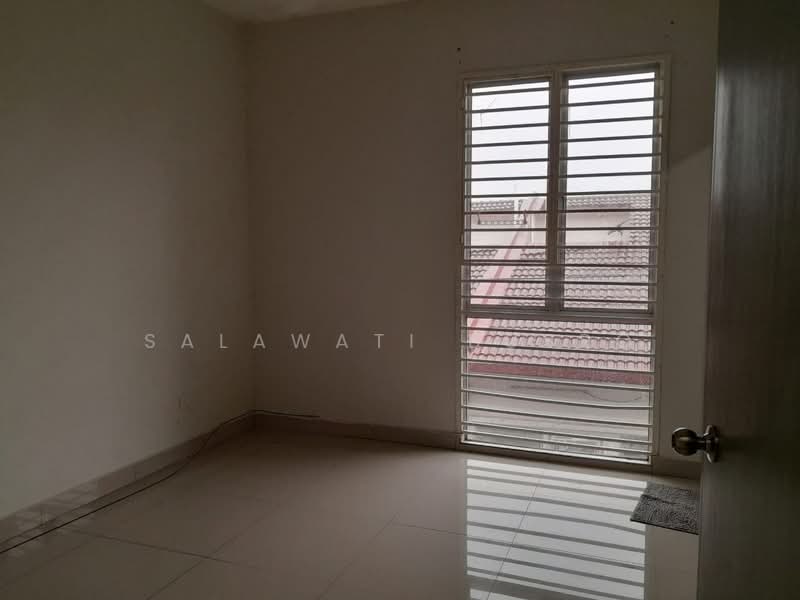 Rumah Teres 2 Tingkat untuk Dijual di Kampung Jalan Kebun (Shah Alam) - Salawati Busro - Interior - PropertyGuru.com.my