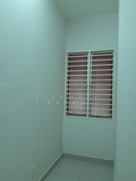 Rumah Teres 2 Tingkat untuk Dijual di Kampung Jalan Kebun (Shah Alam) - Salawati Busro - Interior - PropertyGuru.com.my