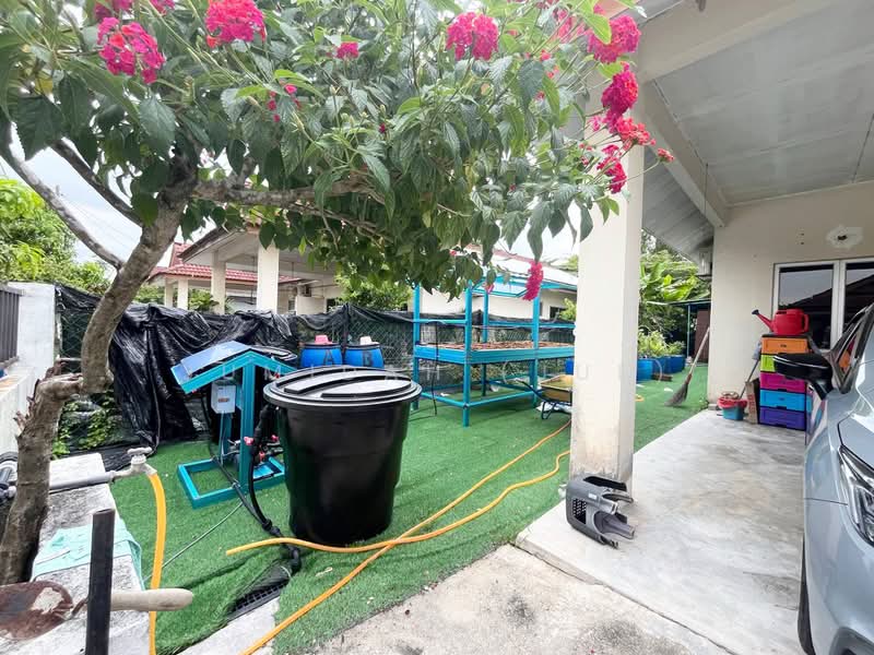 Semi-Detached House for Sale in Seksyen 29 (Shah Alam) - JUMIDAH (JUE) - Exterior - PropertyGuru.com.my