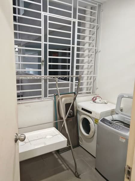 Condominium for Sale at Fairway Suites - Eva Siow - Balcony - PropertyGuru.com.my