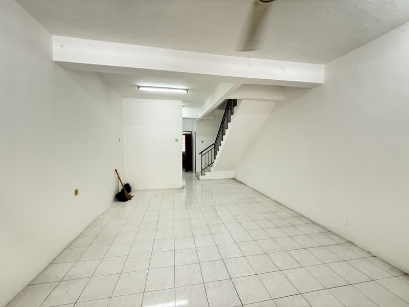 Rumah Teres 2.5 Tingkat untuk Dijual di Falim (Menglembu) - Vivien Ng - PropertyGuru.com.my
