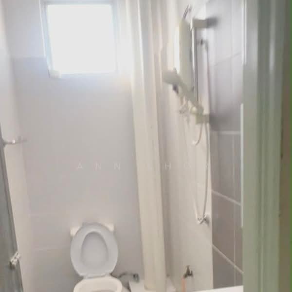 Pangsapuri untuk Disewa di The Rise Collection 2 - Ann Khor - Bathroom - PropertyGuru.com.my