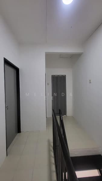 2-storey Terraced House for Sale in Taman Scientex Pasir Gudang (Pasir Gudang) - Melinda Ee - Corridor - PropertyGuru.com.my