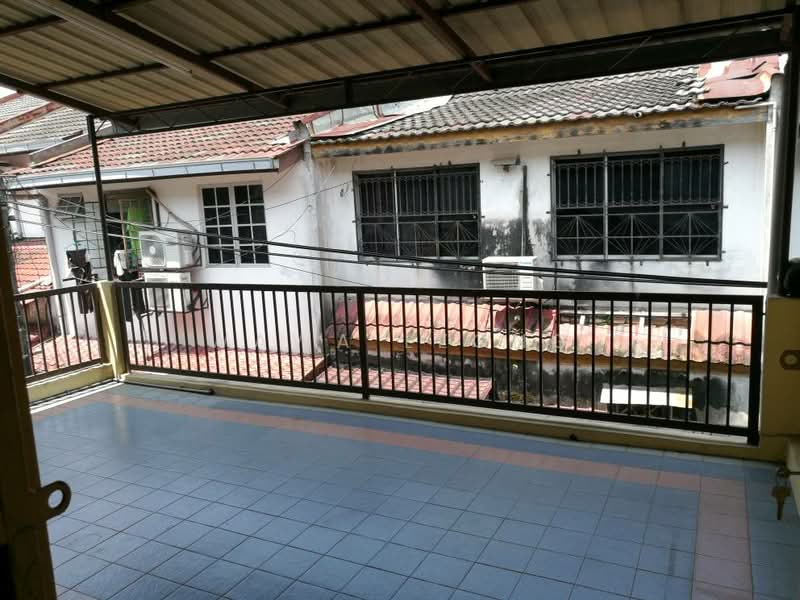 2-storey Terraced House for Sale in Ulu Kelang (Kuala Lumpur) - Wawa Leong - Exterior - PropertyGuru.com.my