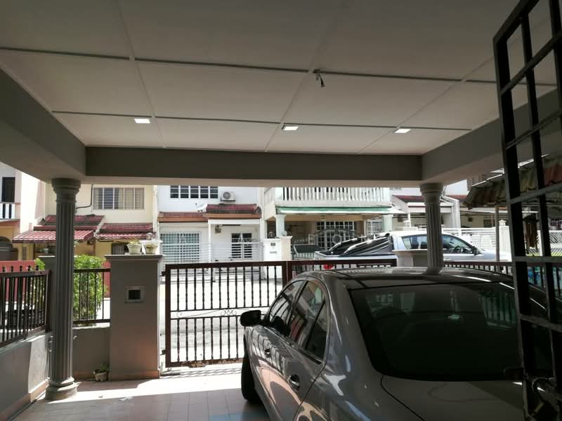 2-storey Terraced House for Sale in Ulu Kelang (Kuala Lumpur) - Wawa Leong - Exterior - PropertyGuru.com.my