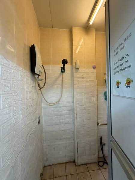 Rumah Banglo untuk Dijual di Kampung Melayu (Ayer Itam) - Steven Hng - Bathroom - PropertyGuru.com.my