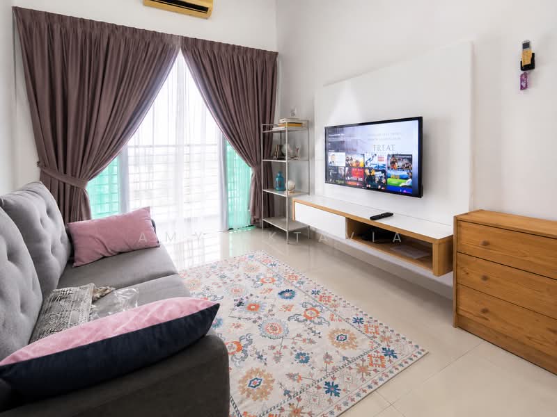 Servis Apartment untuk Disewa di D'Pulze Cyberjaya - Amy Oktavia - Living Room - PropertyGuru.com.my