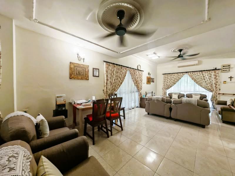 Semi-Detached House for Sale in Taman Setia 2 (Balakong) - Iqbal Rafei - Living Room - PropertyGuru.com.my