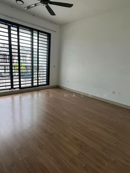 Rumah Teres 2 Tingkat untuk Dijual di Shah Alam (Selangor) - Nafis Hashim - Interior - PropertyGuru.com.my