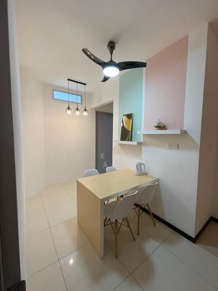 Kondominium untuk Dijual di Luminari - Lee Kheng Tan - Dining Room - PropertyGuru.com.my