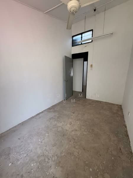 Rumah Teres 2 Tingkat untuk Dijual di Taman Sri Rampai (Wangsa Maju) - Chooi Mun Kum - Bedroom 2 - PropertyGuru.com.my