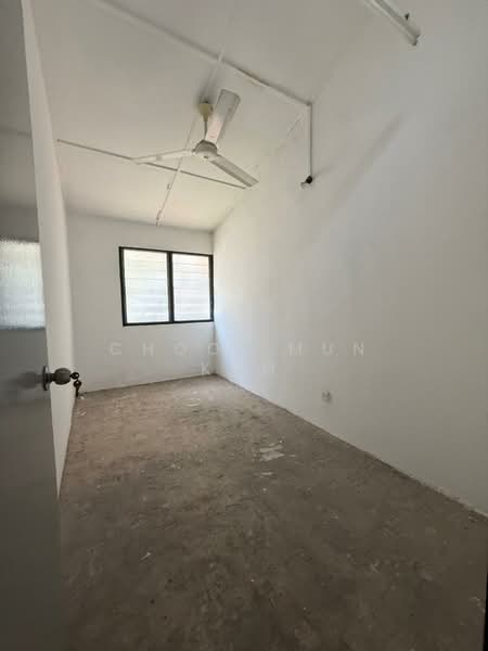 Rumah Teres 2 Tingkat untuk Dijual di Taman Sri Rampai (Wangsa Maju) - Chooi Mun Kum - Bedroom 2 - PropertyGuru.com.my
