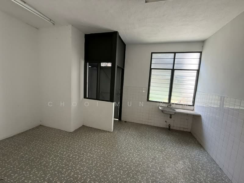 Rumah Teres 2 Tingkat untuk Dijual di Taman Sri Rampai (Wangsa Maju) - Chooi Mun Kum - Kitchen & Dining - PropertyGuru.com.my