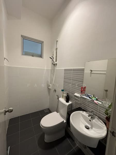 Rumah Teres 2 Tingkat untuk Dijual di Iskandar Puteri (Nusajaya) (Johor) - Pansy Teo - Bathroom - PropertyGuru.com.my