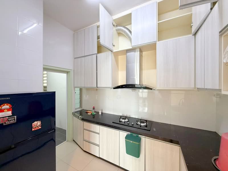 Kondominium untuk Disewa di Boulevard Condominium (BLVD) - Meng . - Kitchen - PropertyGuru.com.my
