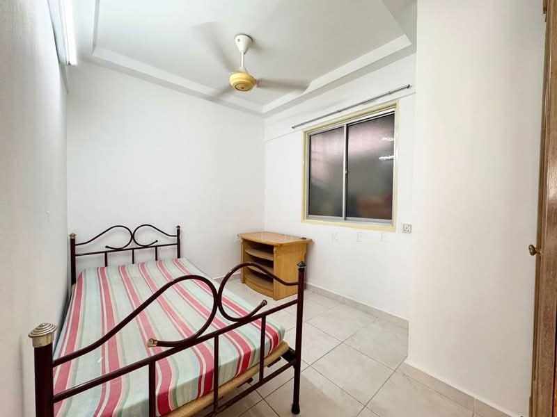 Rumah Flat untuk Disewa di Desa Pinang 2 - Ronald Kee - Bedroom - PropertyGuru.com.my