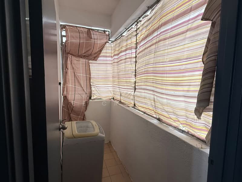 Condominium for Rent at Pearl Avenue - Lee Crystal - Balcony - PropertyGuru.com.my