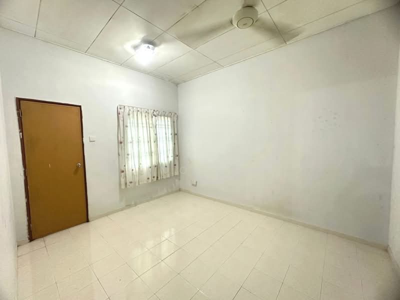 2-storey Terraced House for Sale in Bandar Indahpura (Kulai) - Kino Jaw - Interior - PropertyGuru.com.my