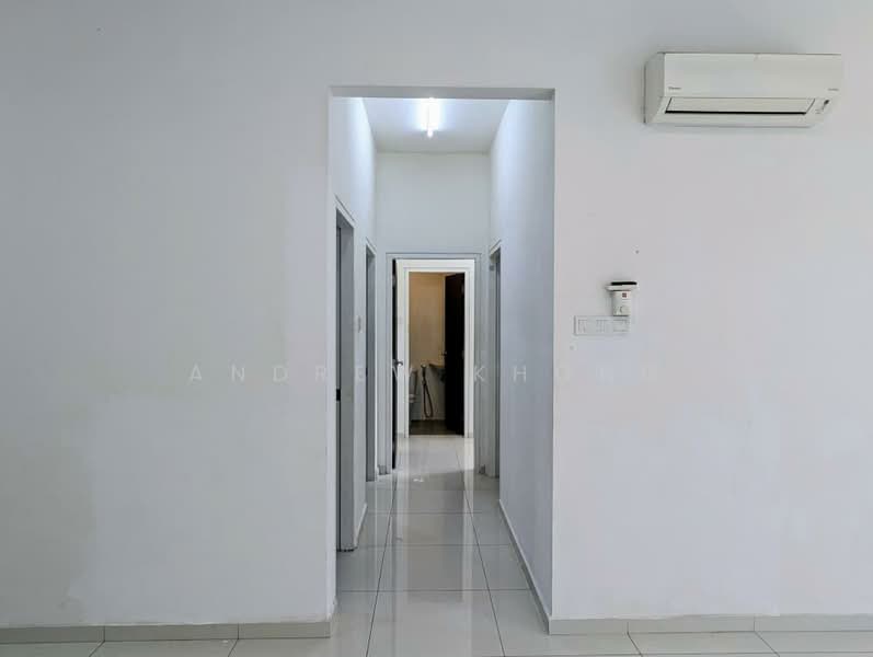 Service Residence for Sale at Seasons Garden Residences - Andrew Khong - Corridor - PropertyGuru.com.my