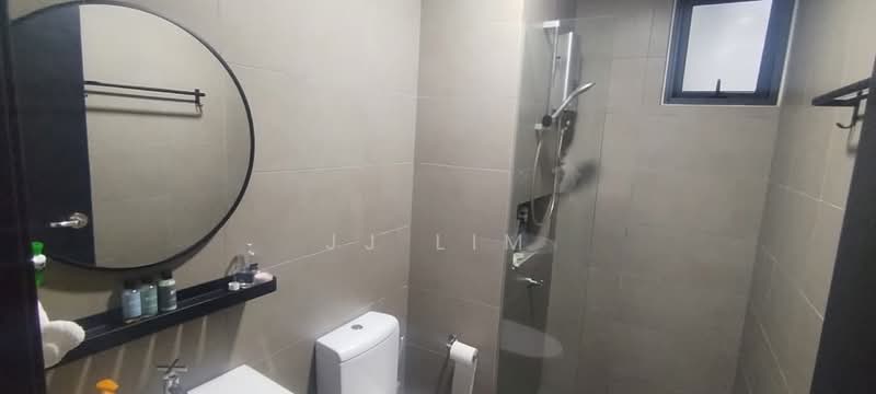 Servis Apartment untuk Disewa di Akasa - JJ Lim - Bathroom - PropertyGuru.com.my