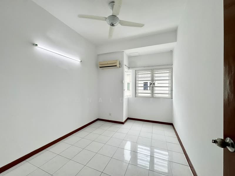 3-storey Terraced House for Rent in Jelutong (Penang) - Ronald Kee - Interior - PropertyGuru.com.my