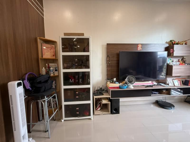 Condominium for Sale at Boulevard Condominium (BLVD) - Meng . - Living Room - PropertyGuru.com.my