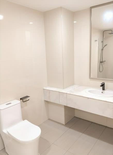 Condominium for Rent at Pantai HillPark 1 - Nur Nabilah Binti Mahassan - Bathroom - PropertyGuru.com.my