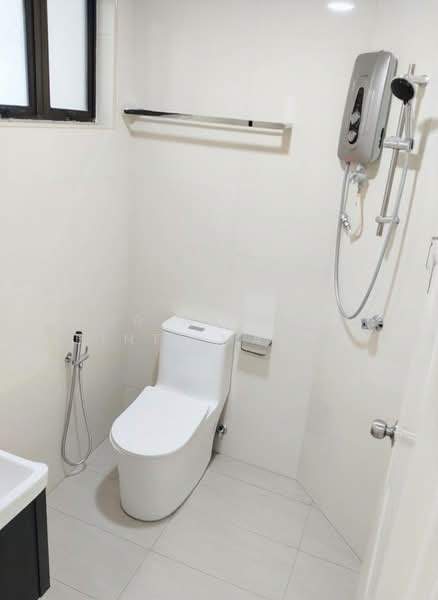 Condominium for Rent at Pantai HillPark 1 - Nur Nabilah Binti Mahassan - Bathroom - PropertyGuru.com.my
