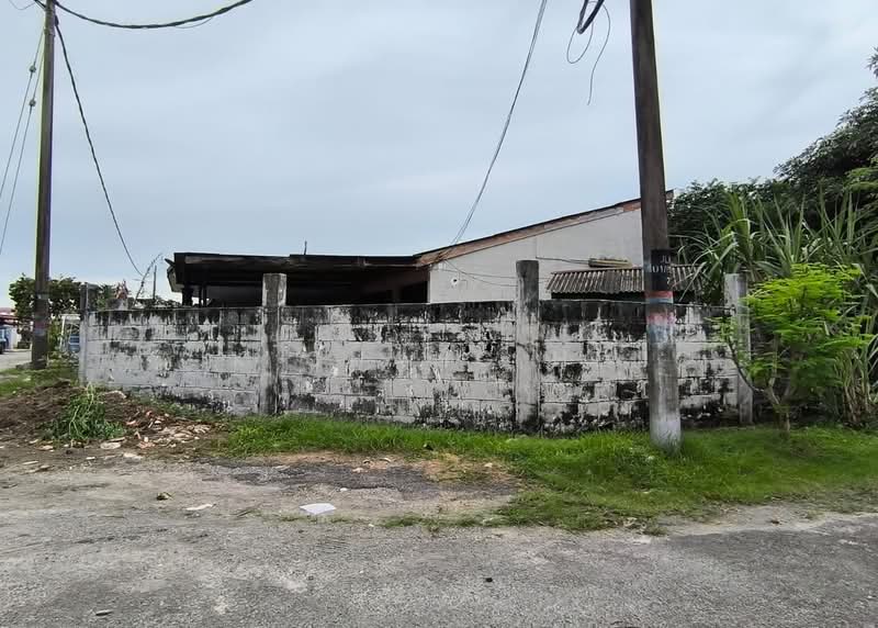 Rumah Teres 1 Tingkat untuk Dijual di Glenmarie (Selangor) - Aik Chang Heng - Exterior - PropertyGuru.com.my