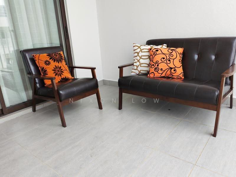 Rumah Bandar untuk Dijual di Sepang (Selangor) - Nixon Low - Balcony - PropertyGuru.com.my