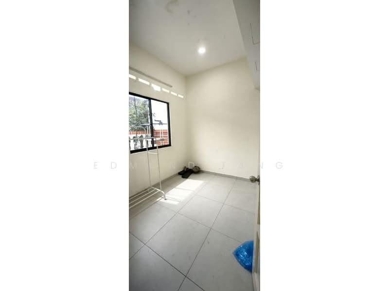 Rumah Teres 2 Tingkat untuk Disewa di Taman Johor Jaya (Johor Bahru) - Edmond Tang - Interior - PropertyGuru.com.my
