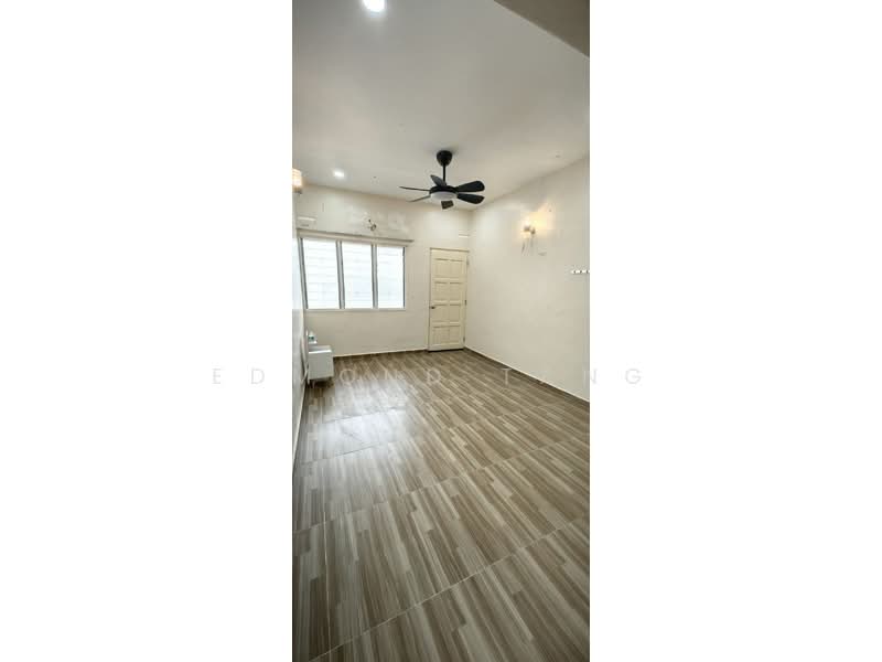 Rumah Teres 2 Tingkat untuk Disewa di Taman Johor Jaya (Johor Bahru) - Edmond Tang - Interior - PropertyGuru.com.my