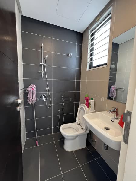 Terraced House for Sale in Taman Puncak Jalil (Seri Kembangan) - Javene Teh - PropertyGuru.com.my