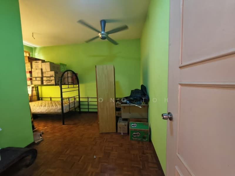 Rumah Teres 2 Tingkat untuk Dijual di Taman Damansara Aliff (Tampoi) - Ee Fong Toh - Bedroom - PropertyGuru.com.my
