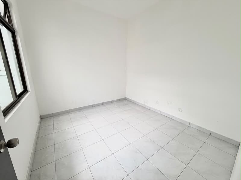 Rumah Teres 2 Tingkat untuk Dijual di Taman Austin Duta (Tebrau) - Shirley Haw - PropertyGuru.com.my