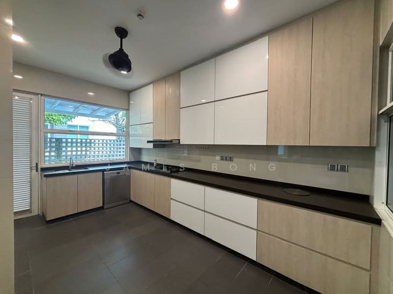 Bungalow for Rent in Johor Bahru (Johor) - James Bong - Kitchen - PropertyGuru.com.my