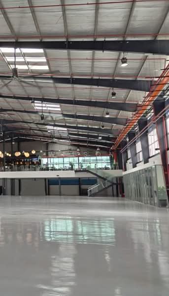 Gudang untuk Disewa di Bukit Kinrara Industrial Park (Puchong) - Wilson Tong - Interior - PropertyGuru.com.my