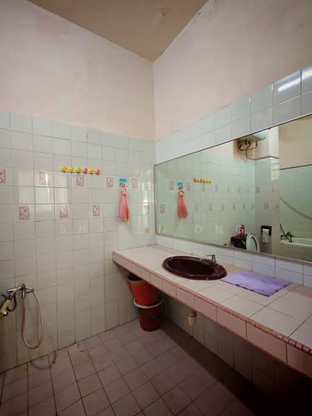 Condominium for Sale at Villamas - Sharon Ong - Bathroom - PropertyGuru.com.my