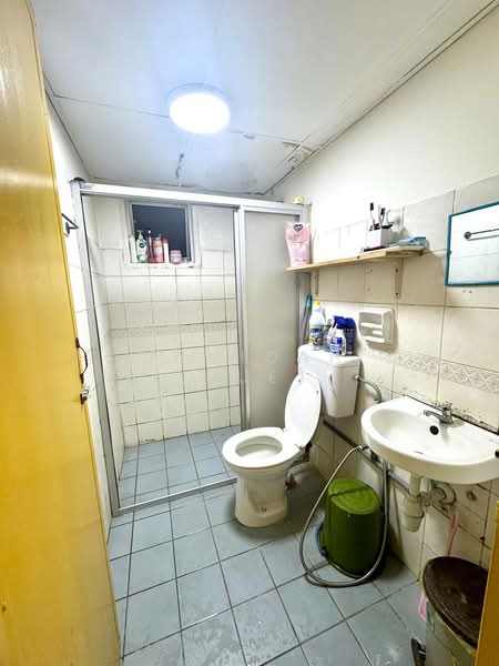 Condominium for Sale at Pantai Hillpark 2 - JUMIDAH (JUE) - Bathroom - PropertyGuru.com.my