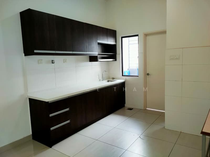 Townhouse for Rent in 16 Sierra (Puchong) - Grace Tham - Kitchen - PropertyGuru.com.my