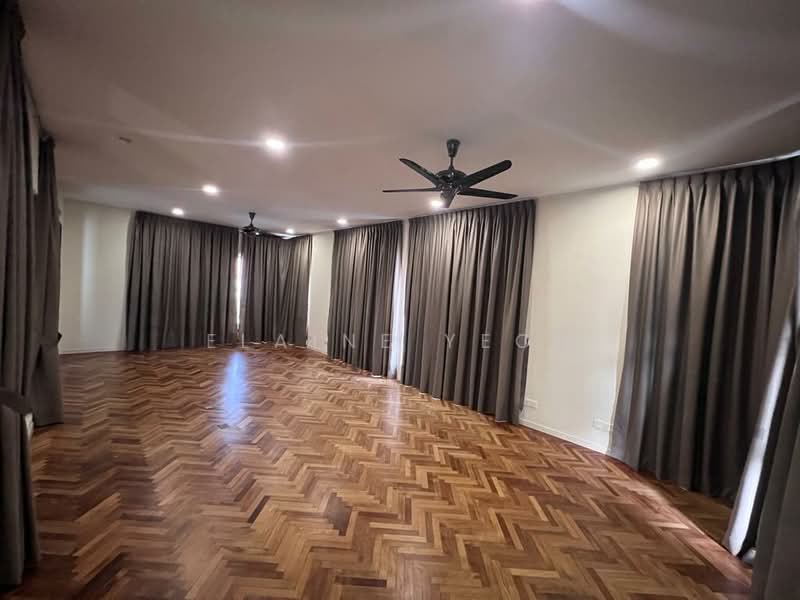 Rumah Berkembar untuk Dijual di Tanjung Tokong (Penang) - Elaine Yeoh - Living Room - PropertyGuru.com.my