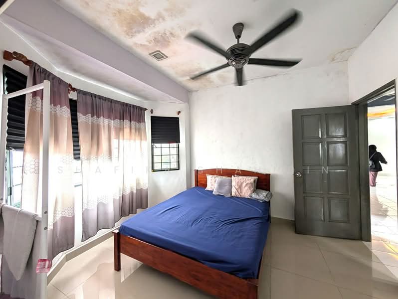 Kondominium untuk Dijual di Sri Suajaya Condominium - Shafika Shahidin - Bedroom - PropertyGuru.com.my