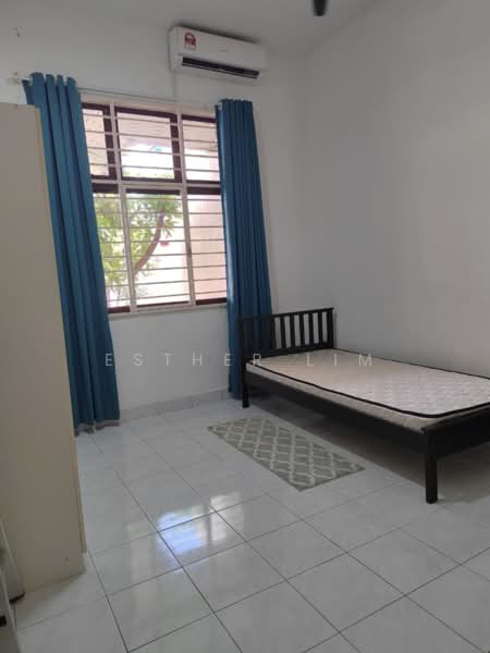 1-storey Terraced House for Sale in Seksyen 4 (Kota Damansara) - Esther Lim - Bedroom - PropertyGuru.com.my