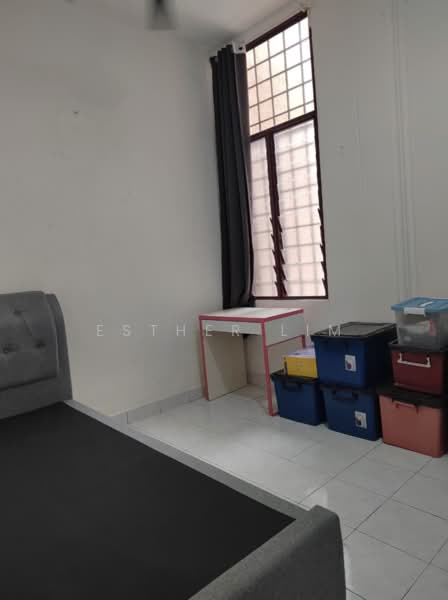1-storey Terraced House for Sale in Seksyen 4 (Kota Damansara) - Esther Lim - Bedroom - PropertyGuru.com.my