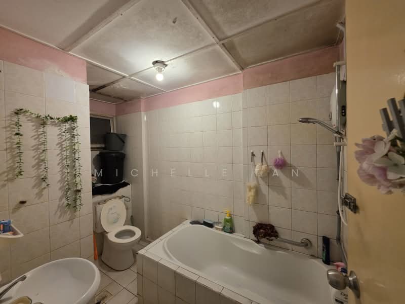 Condominium for Sale at Vista Panorama - Michelle Tan - Bathroom - PropertyGuru.com.my