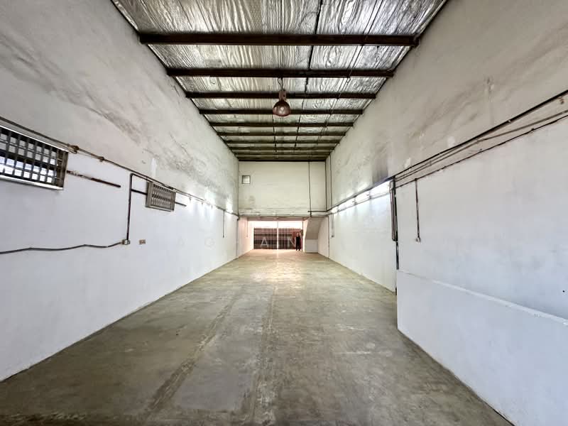 Factory for Rent in Rawang (Selangor) - Visaghan Naidu - Interior - PropertyGuru.com.my