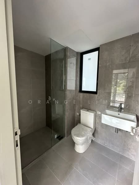 Pangsapuri untuk Dijual di Sfera - Orange Lim - Bathroom - PropertyGuru.com.my