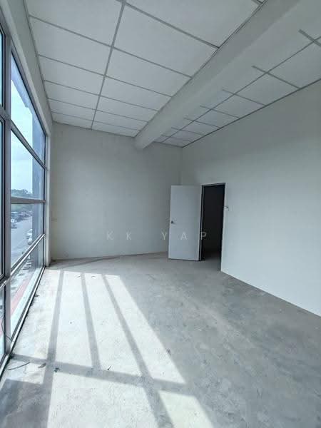 Shop / Office for Rent in Taman Rembia Perkasa (Rembia) - KK Yap - Interior - PropertyGuru.com.my