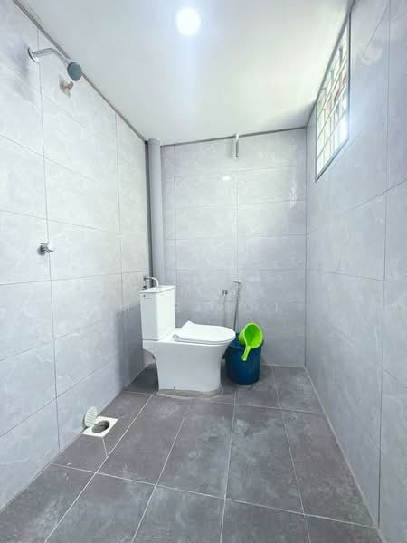 Apartment for Sale at Pangsapuri Mutiara Subang - Kamsol Mascuri - Bathroom - PropertyGuru.com.my